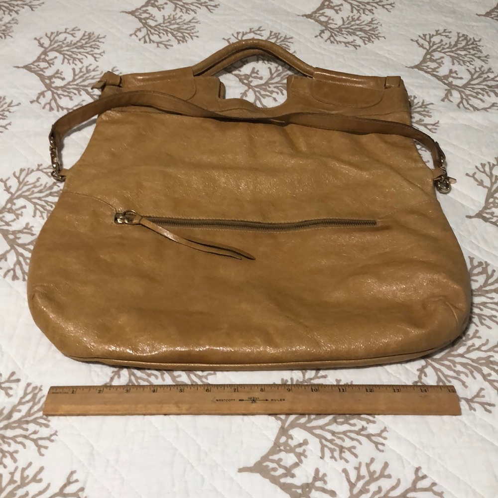 Foley and Corinna mid city tote